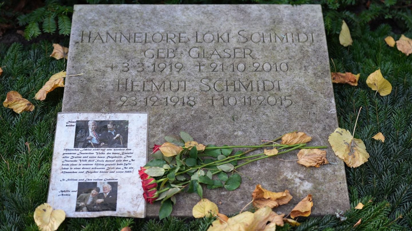 10-Todestag-Altkanzler-Schmidt-So-einen-wie-den-br-uchten-wir-heute-