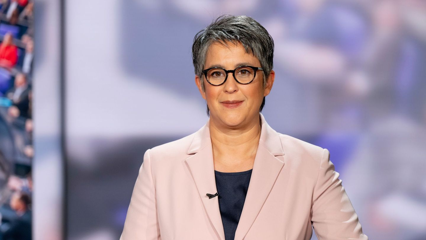 Shakuntala Banerjee moderiert das feierliche Gelöbnis der Bundeswehr im ZDF.