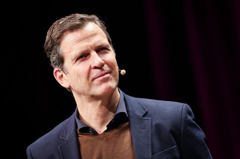 Oliver Bierhoff kann sich Bundesliga-Spiele im Ausland vorstellen - viele andere nicht