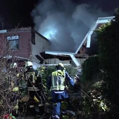 Wolfenbüttel: Reihenhaus explodiert, Mann vermisst