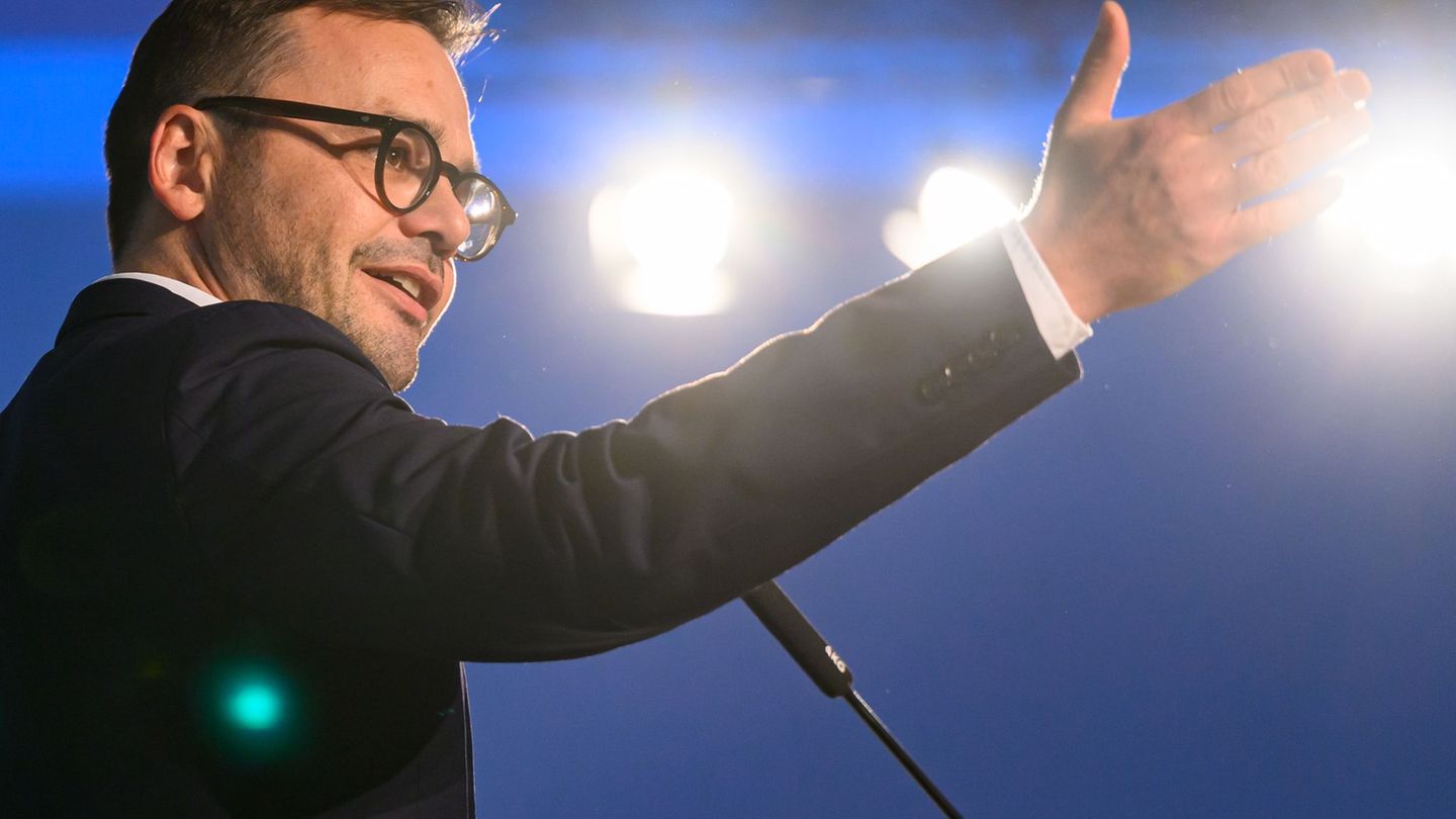 Brandenburgs CDU-Landeschef Jan Redmann ist im Amt bestätigt worden. Foto: Patrick Pleul/dpa