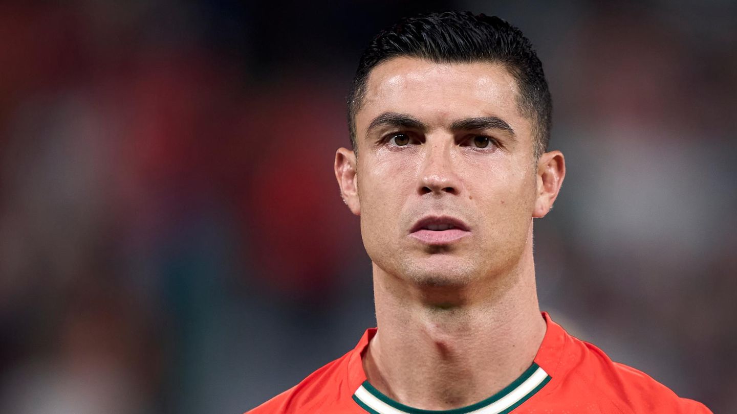 Cristiano Ronaldo im roten Trikot