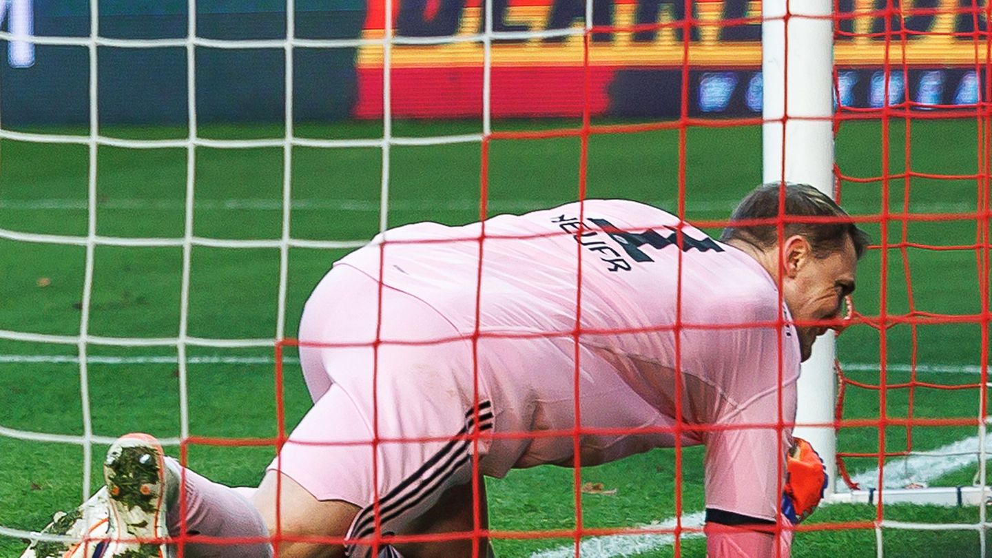 Manuel Neuer sah beim Tor der Berliner unglücklich aus. Foto: Andreas Gora/dpa