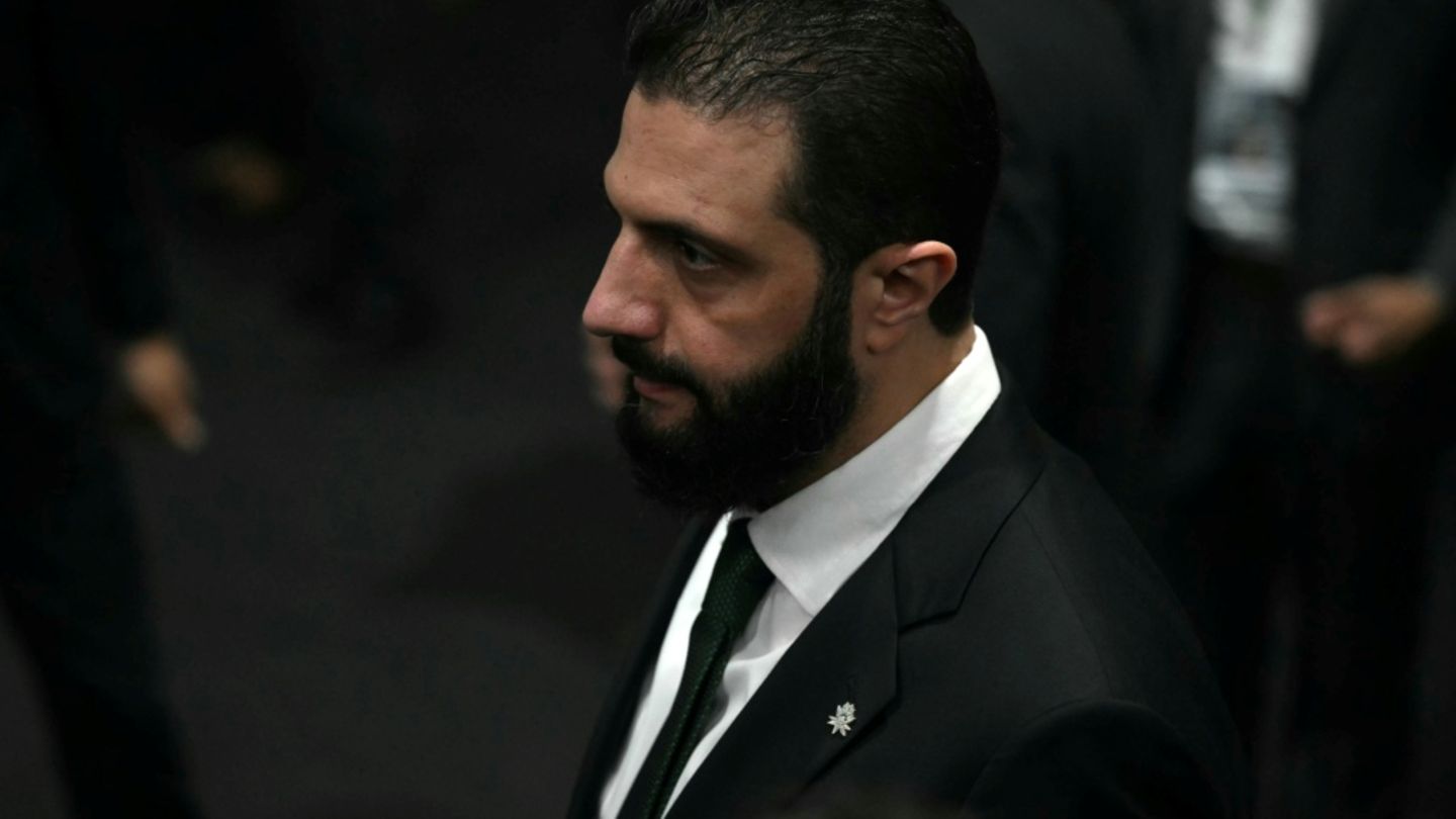 Historischer Besuch: Syriens Übergangspräsident al-Scharaa in den USA eingetroffen