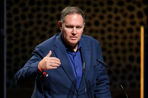 Hamburgs Kultursenator Carsten Brosda (SPD) hat in Erinnerung an die Pogromnacht vor 87 Jahren ermahnt, dass das heutige Gedenke