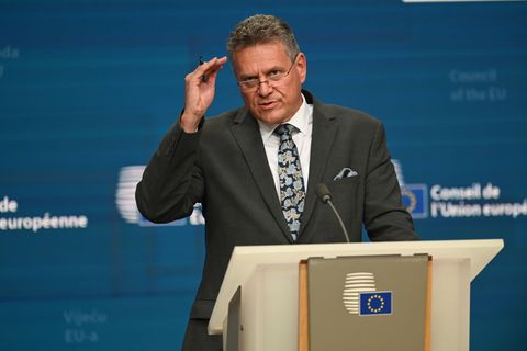 Sieht in Sachen Nexperia-Chips ermutigende Fortschritte: EU-Handelskommissar Maros Sefcovic. (Archivbild) Foto: Ansgaar Haase/dp