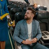 Werden Sie dagegen beim Verlassen des Flugzeugs etwa mit "Ciao Bob" verabschiedet, haben Sie als Passagier alles richtig gemacht. Denn "Bob" ist die Abkürzung für "Best on Board". Sie waren also für die Crew der netteste Passagier