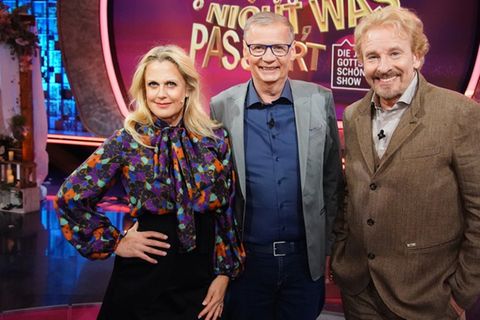 Barbara Schöneberger, Günther Jauch und Thomas Gottschalk präsentieren seit 2018 die Show "Denn sie wissen nicht, was passiert