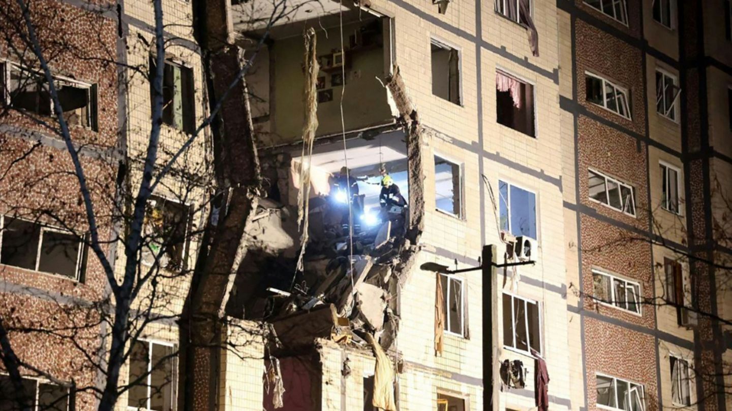 Stromausfälle in weiten Teilen der Ukraine nach russischen Angriffen auf Energieanlagen