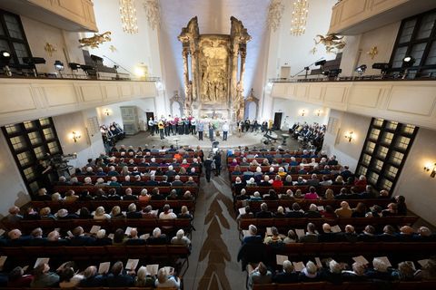 Die EKD-Ratsvorsitzende schlägt in der Frage des Friedens einen veränderten Kurs ein. Foto: Sebastian Kahnert/dpa
