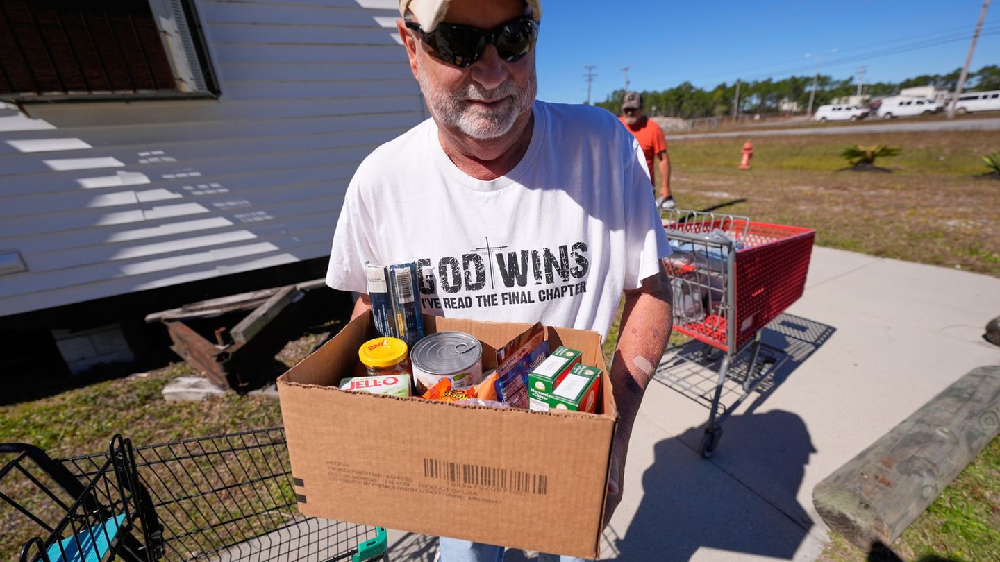 Wegen der unsicheren Lage spenden viele Amerikaner nun Lebensmittel - wie hier im Bundesstaat Missouri. (Archivbild) Foto: Lynne