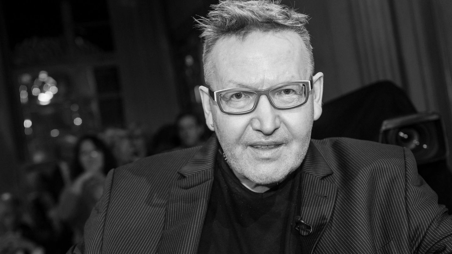 Radiomoderator Matthias Holtmann litt seit vielen Jahren an der Parkinson-Krankheit. (Handout) Foto: Tom Oettle/SWR/dpa