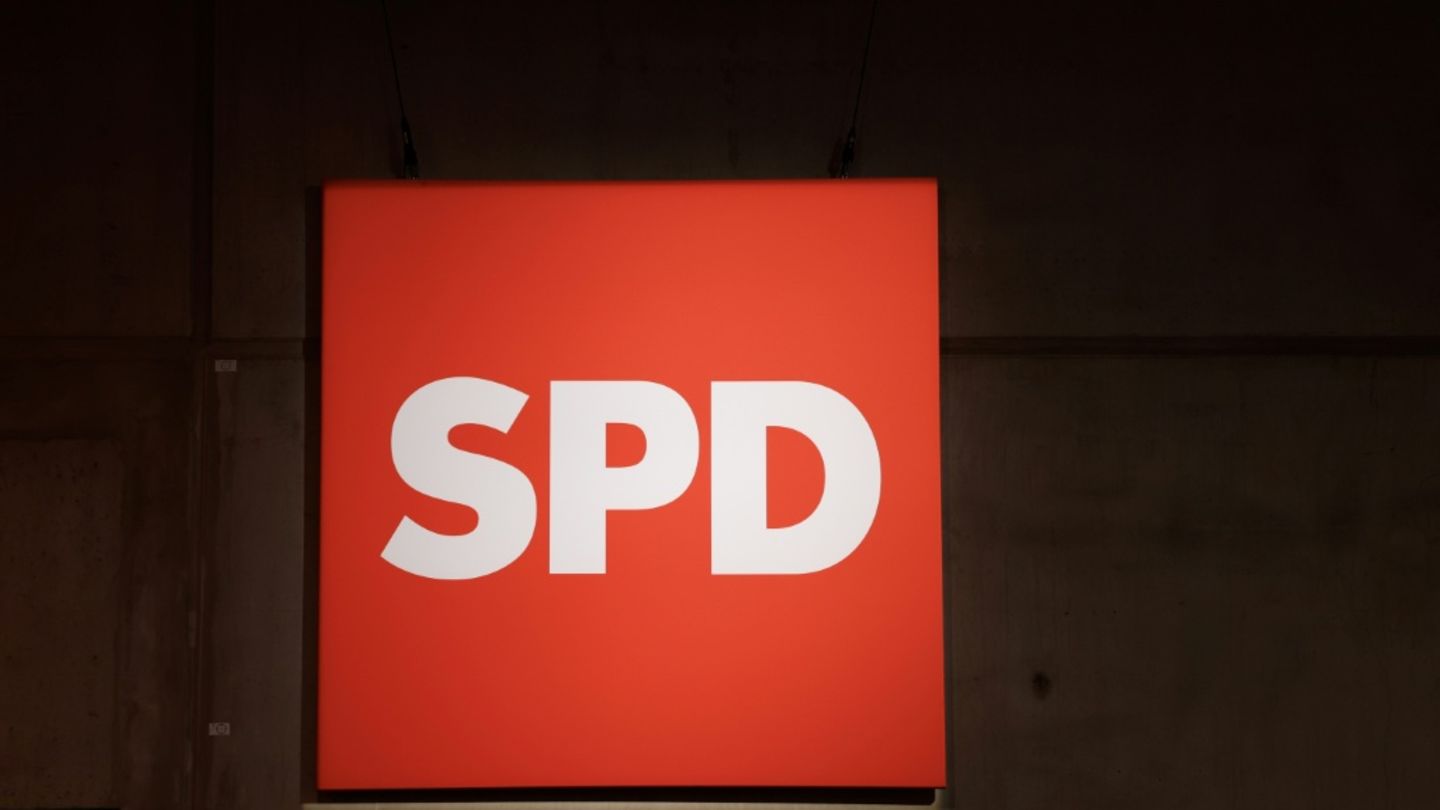 Union kritisiert SPD-Mitgliederbegehren als "bizarr"