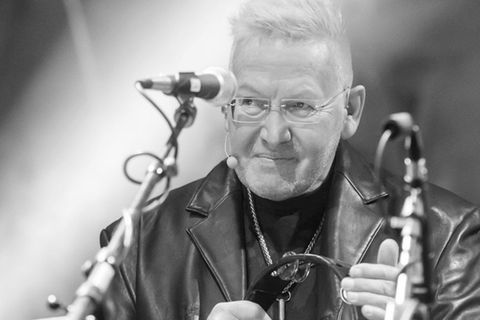 Der langjährige SWR3-Moderator und Musiker Matthias Holtmann starb mit 75 Jahren.