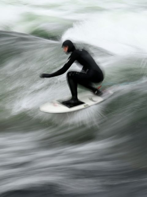 Surferwelle an Eisbach 2021