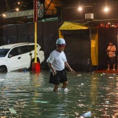 Überflutete Straße auf den Philippinen