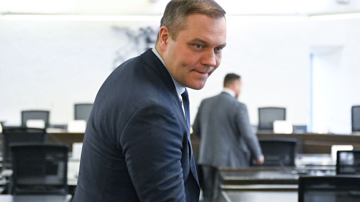 Verfassungsgerichtshof: Kurioser Zoff im Landtag: AfD kämpft um Zugang zu Tunnel