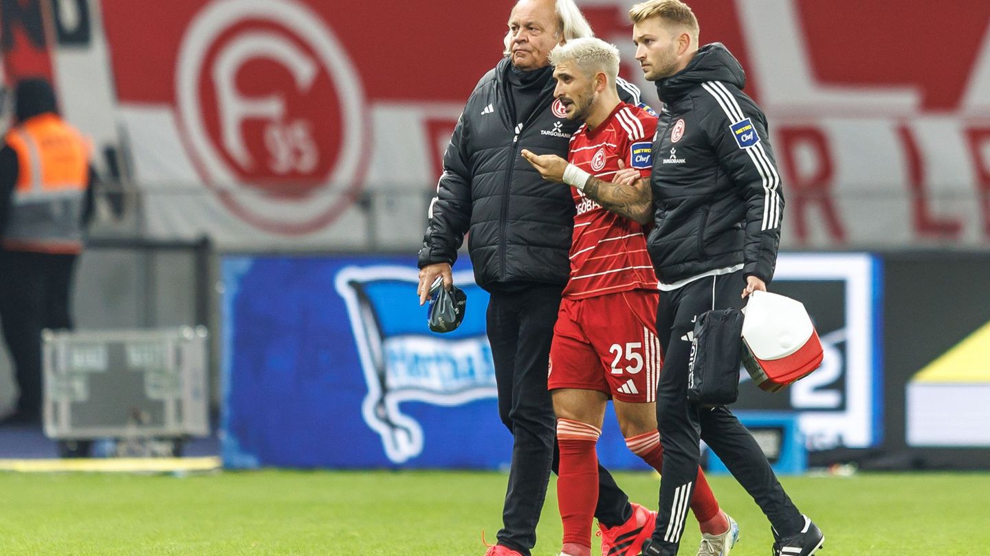 Zimmermann hatte sich auch im Spiel gegen Hertha BSC verletzt. (Archivbild) Foto: Andreas Gora/dpa