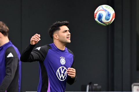 Nadiem Amiri fällt für die letzten Länderspiele aus (Archivbild). Foto: Federico Gambarini/dpa