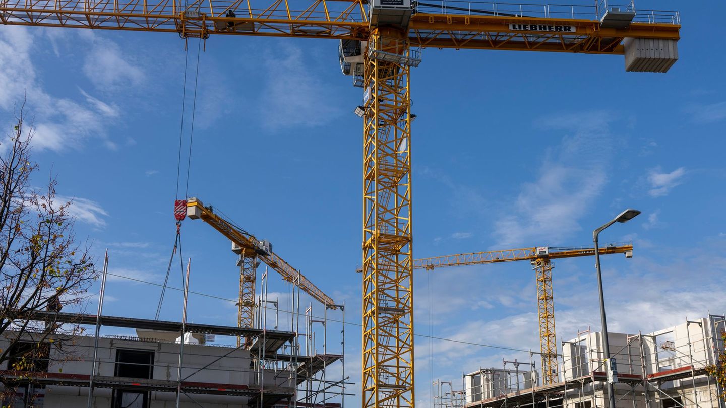 Das "Schneller-Bauen-Gesetz" soll vor allem den Wohnungsbau in Berlin beschleunigen. (Archivbild) Foto: Monika Skolimowska/dpa