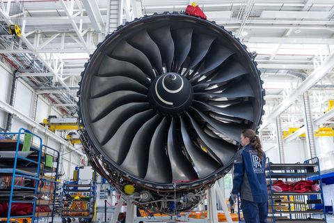 Das Werk von Triebwerkshersteller Rolls Royce in Brandenburg soll ausgebaut werden (Archivbild). Foto: Christophe Gateau/dpa