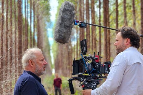 Schauspieler Axel Milberg bei Dreharbeiten