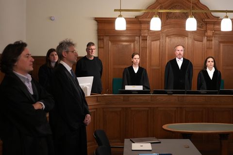 Ein 38-jähriger Mann ist wenige Monate nach seiner Verurteilung wegen Vergewaltigung einer Abiturientin in einem zweiten Prozess