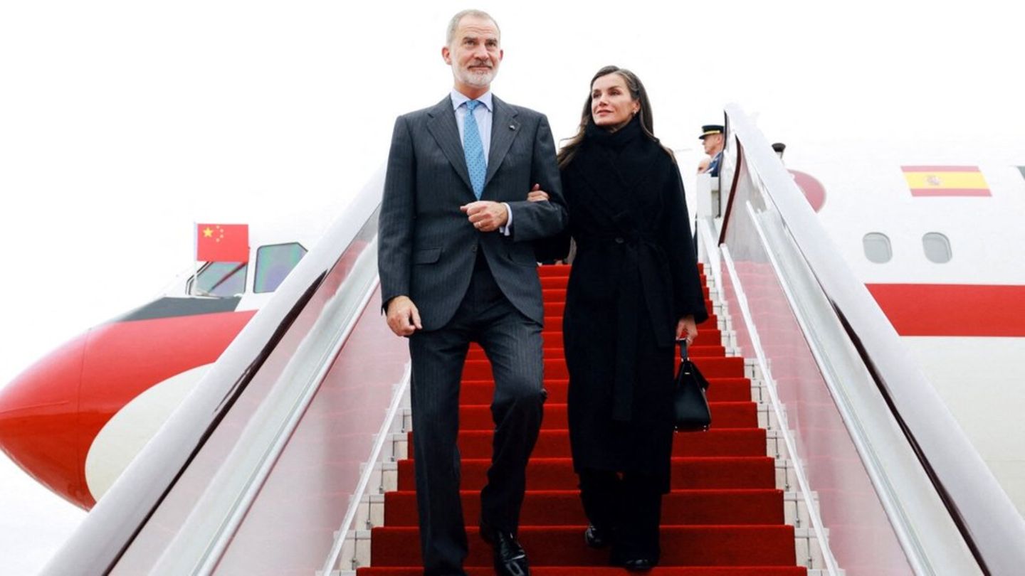 Das spanische Königspaar ist in China gelandet.