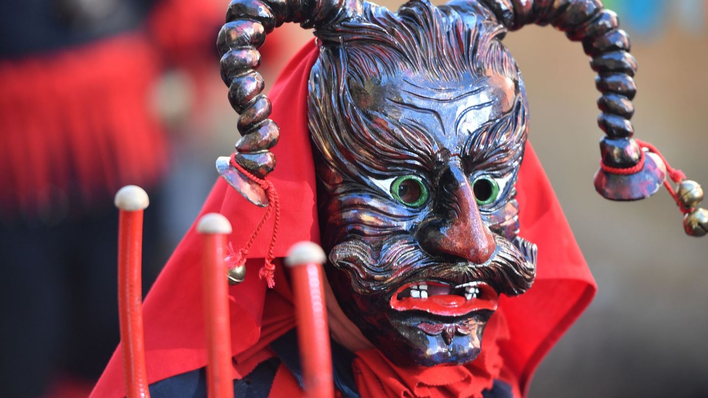 Erst ab 6. Januar beginnt im Südwesten offiziell die Fastnachts-Saison. (Archivbild) Foto: picture alliance / Felix Kästle/dpa