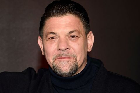 Tim Mälzer liebt seinen Beruf immer noch. (Archivfoto) Foto: Gregor Fischer/dpa