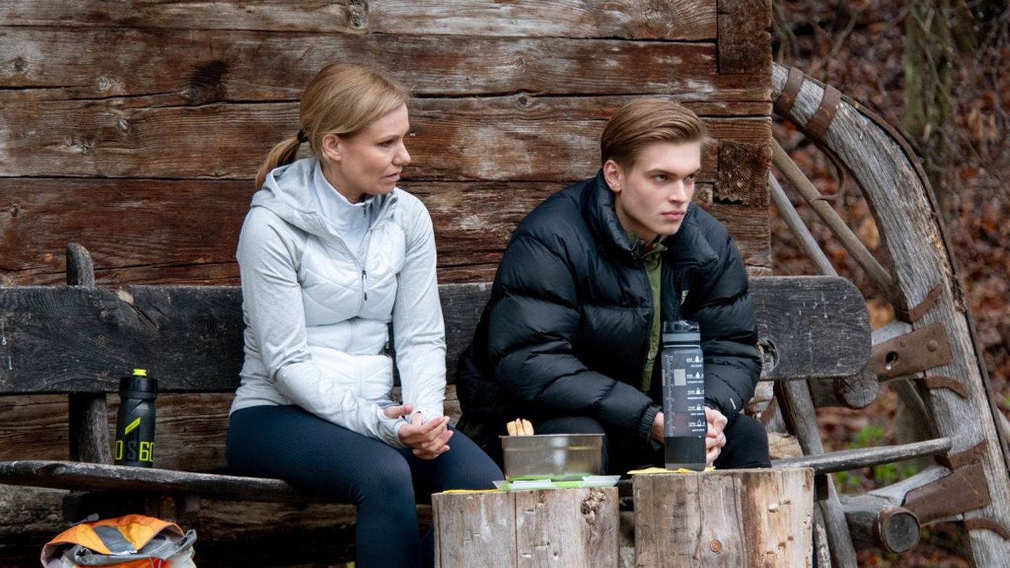 "Sturm der Liebe": Leo (r.) eröffnet Katja seine echten Sorgen.