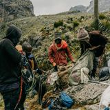 Sherpas in Wollmützen: Nur die stärksten Männer werden als Träger rekrutiert