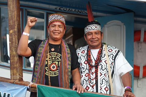 Mit der "Amazon Flotilla" sind mehr als 60 Indigene aus den Anden zum Klimagipfel in den Amazonas gefahren