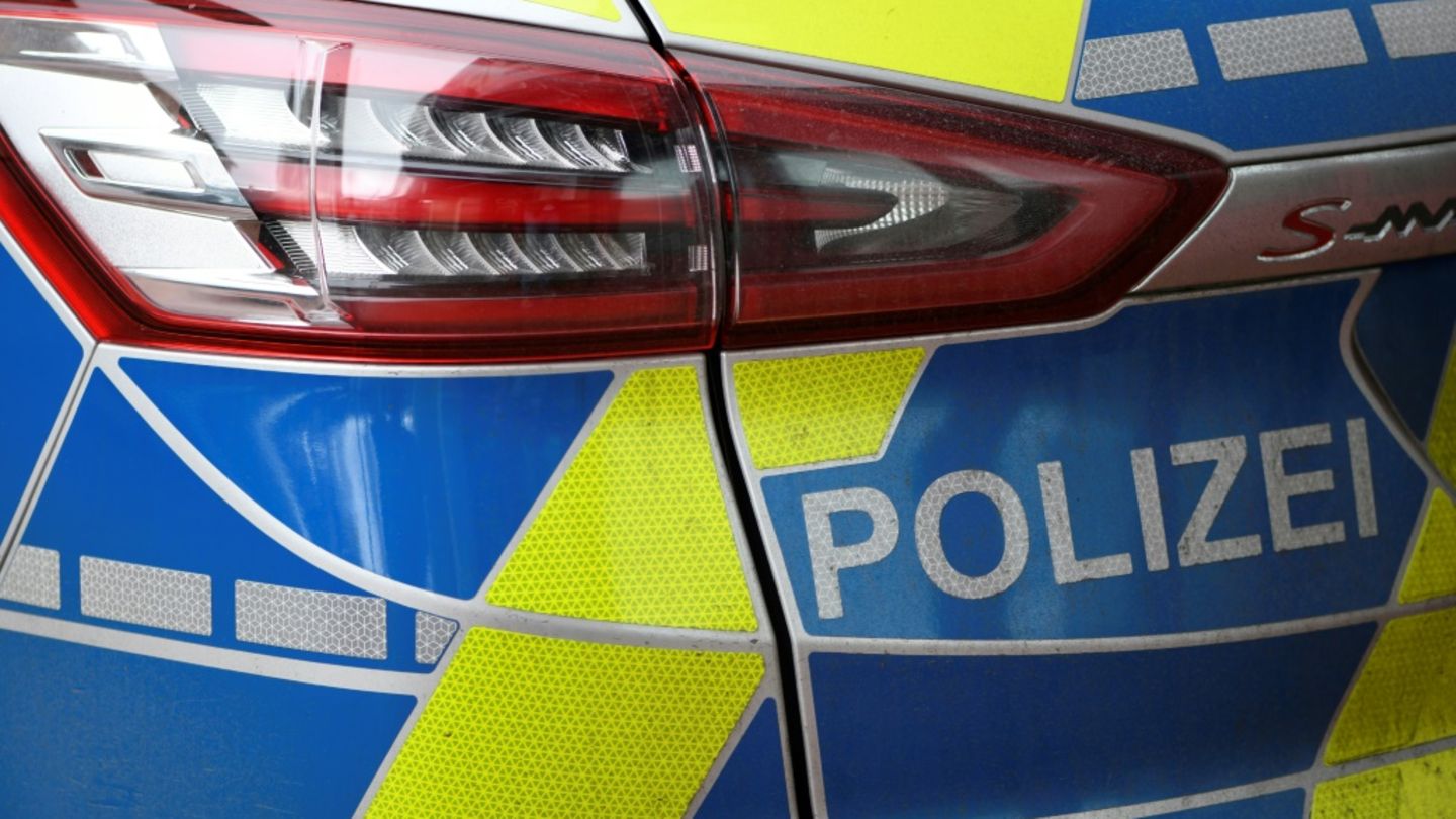 Rücklicht von Polizeifahrzeug