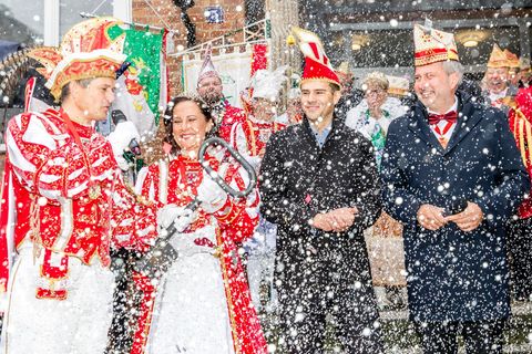 Die Karnevalssaison hat begonnen. Foto: Frank Hammerschmidt/dpa