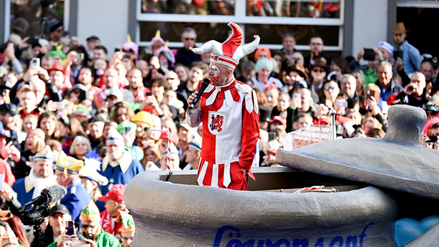 Viel Narrenspott für die Politik: Erzschelm Hoppeditz. Foto: Federico Gambarini/dpa