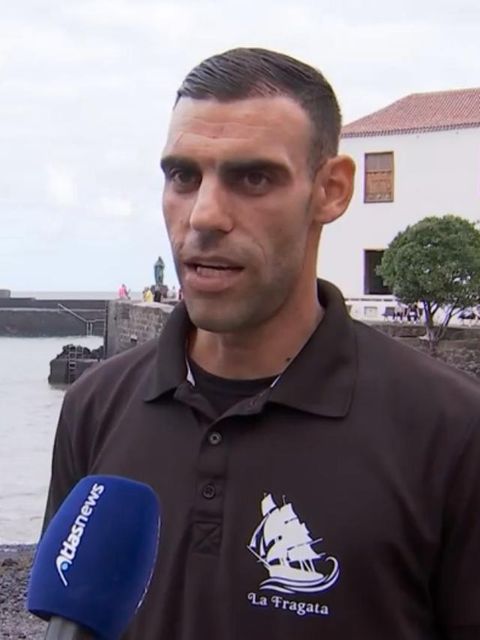 Kellner riskiert sein Leben – und zieht drei Urlauber aus dem Meer