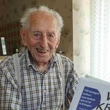 Der älteste bekannte Deutsche starb wenige Wochen nach seinem 110. Geburtstag am 1. November, wie die baden-württembergische Gemeinde Kernen im Remstal am Montagabend mitteilte. Haidle sei in der Nacht zum Samstag "friedlich eingeschlafen", hieß es in dem von der Gemeindeverwaltung veröffentlichten Nachruf auf ihren bekannten Bürger.