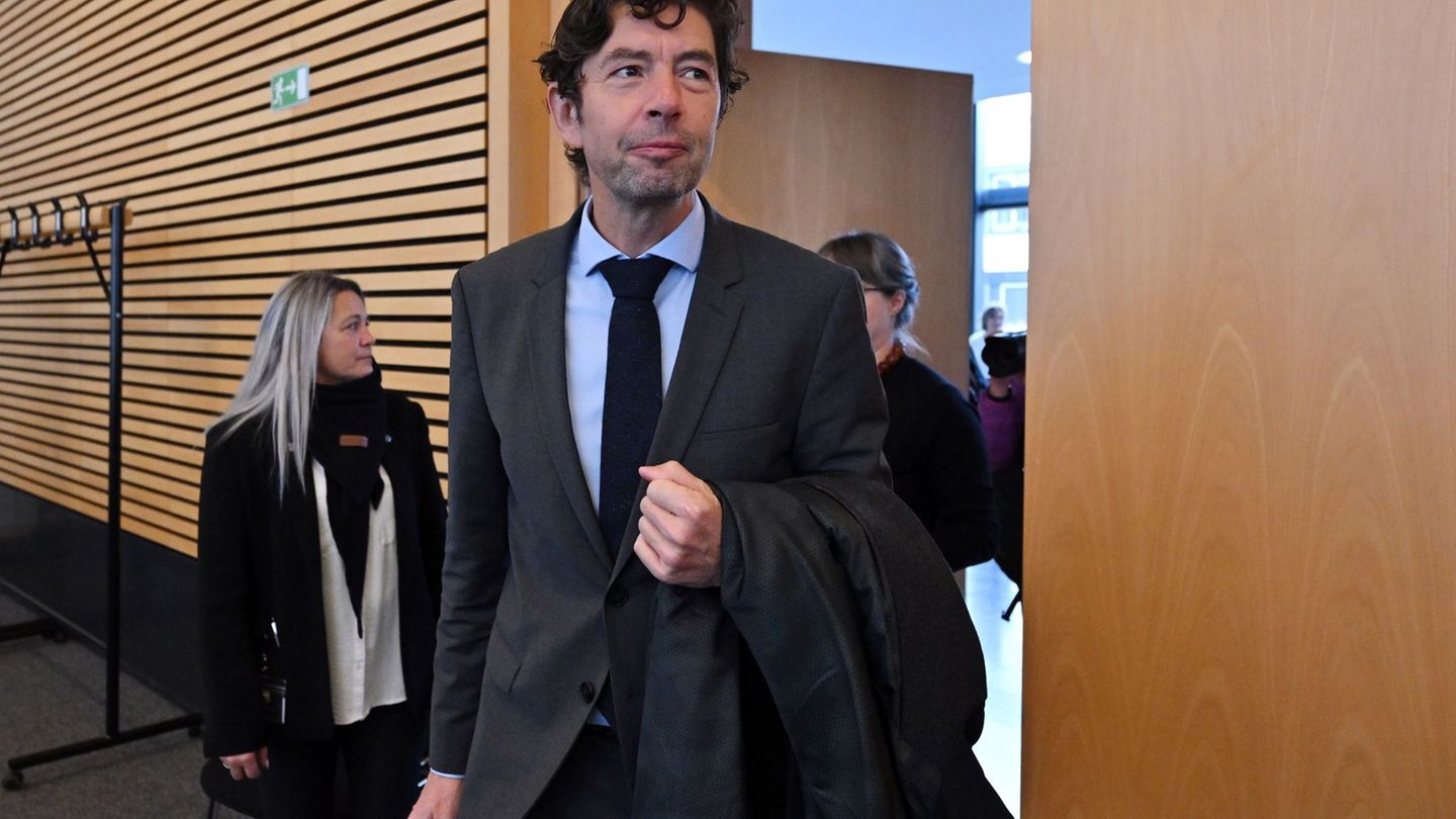 Corona-Untersuchungsausschuss: Drosten: Abwarten wäre ein Fehler gewesen