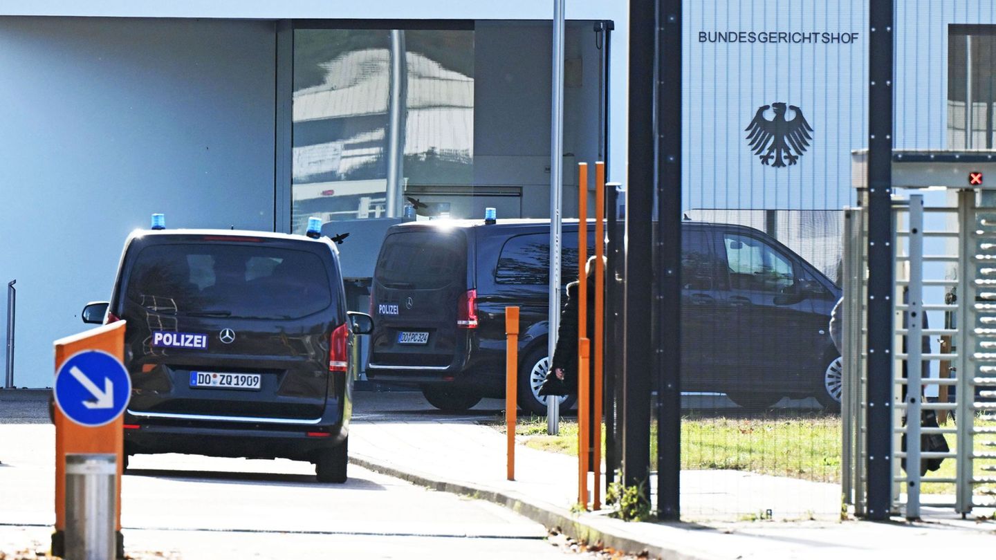 Die Bundesanwaltschaft lies den Mann nach Karlsruhe bringen. (Archivbild) Foto: Uli Deck/dpa