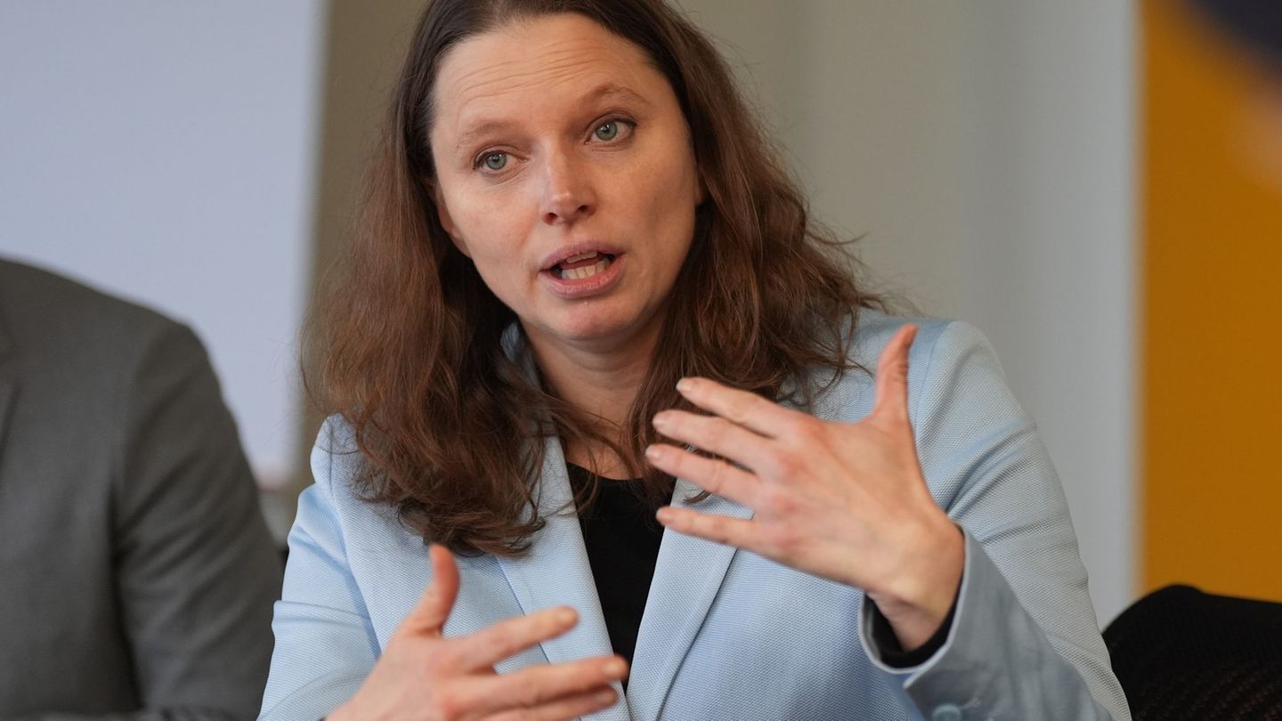 Leonhard sieht Hamburg als Innovationsstandort auf gutem Weg (Archivbild) Foto: Marcus Brandt/dpa