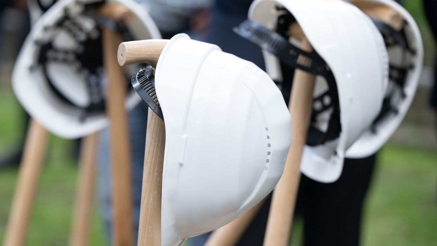 Investitionsprojekte stagnieren in Thüringen (Illustration) Foto: Sebastian Kahnert/dpa