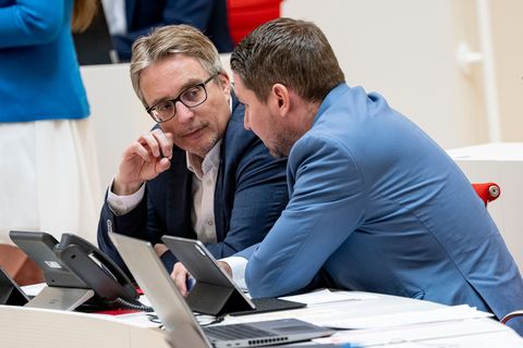Björn Lüttmann, Fraktionsvorsitzender der SPD in Brandenburg, zeigte sich von den Neuigkeiten überrascht. (Archivbild) Foto: Fab