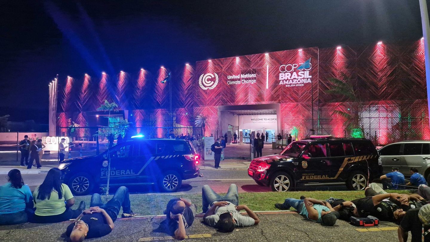 Auch die brasilianische Bundespolizei war im Einsatz. Foto: Larissa Schwedes/dpa