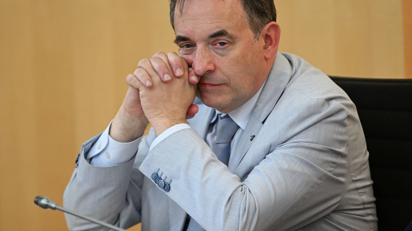 Die Finanzlage des Landeshaushalts bleibt nach den Worten von Minister Lorz in den kommenden Jahren "äußerst angespannt". (Archi