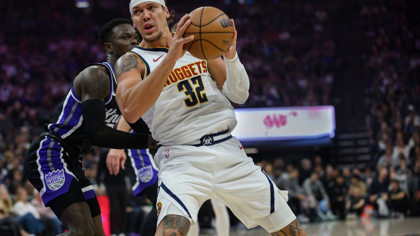 Das war nichts: Dennis Schröder (l) verlor mit Sacramento auch gegen die Denver Nuggets um Aaron Gordon. Foto: Randall Benton/AP