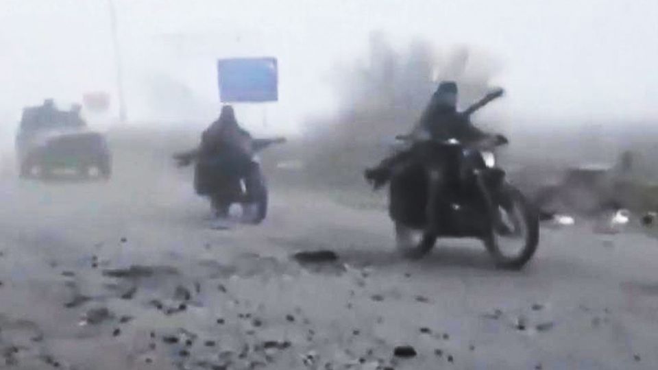 Russische Soldaten rücken im dichten Nebel auf Pokrowsk vor – Ukraine greift an