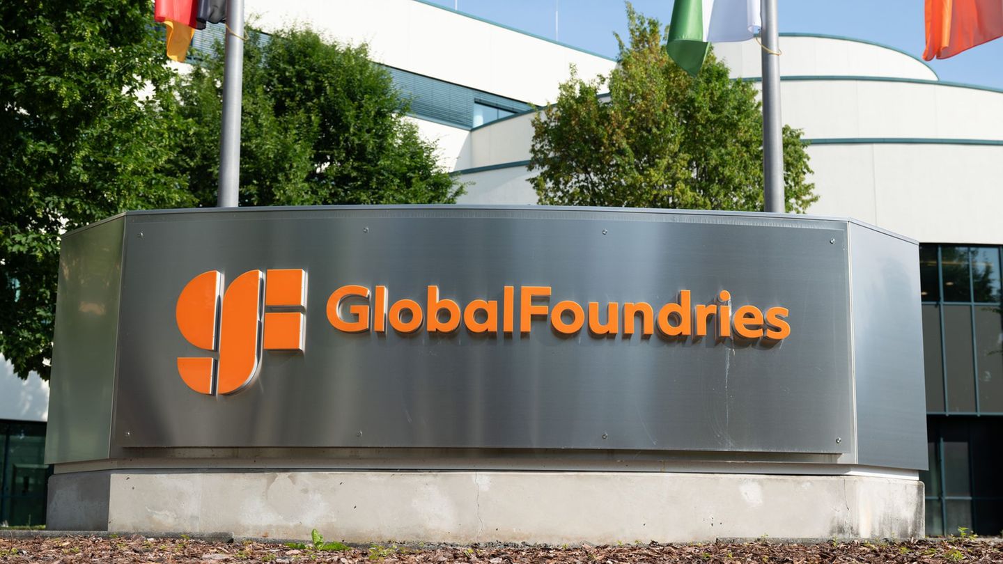 Die Landesdirektion Sachsen hat die Erweiterung des Chemielager beim Chiphersteller Globalfoundries genehmigt (Archivbild). Foto