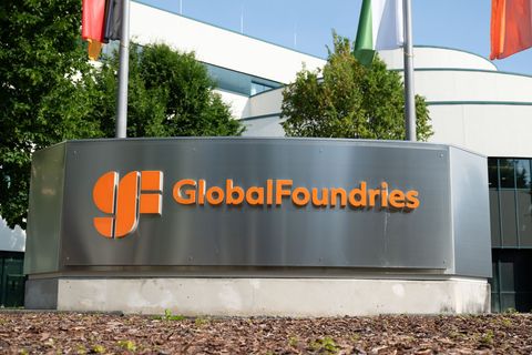 Die Landesdirektion Sachsen hat die Erweiterung des Chemielager beim Chiphersteller Globalfoundries genehmigt (Archivbild). Foto