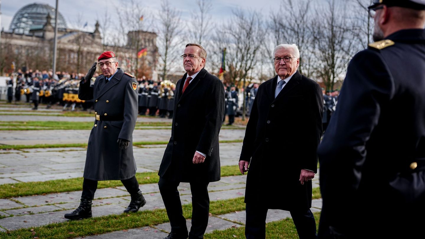 70 Jahre Bundeswehr: Bundespräsident: "Pflichtzeit für alle" wäre am gerechtesten